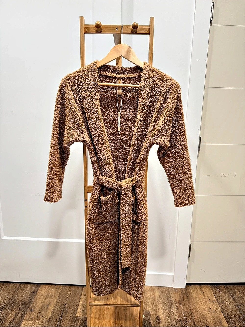 SKIMS Plush Wrap Cardigan in Brown Size XS NWT Girls